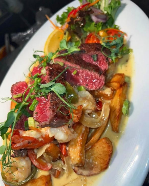 Fillet Steak & King Prawn Loaded chips